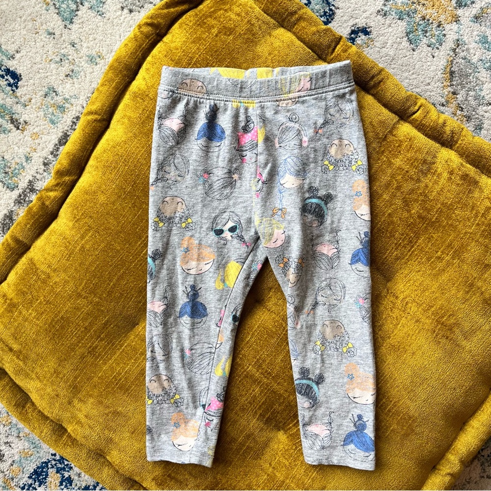 Baby GAP Toddler / Little Girls Gray Leggings with Girls Graphics